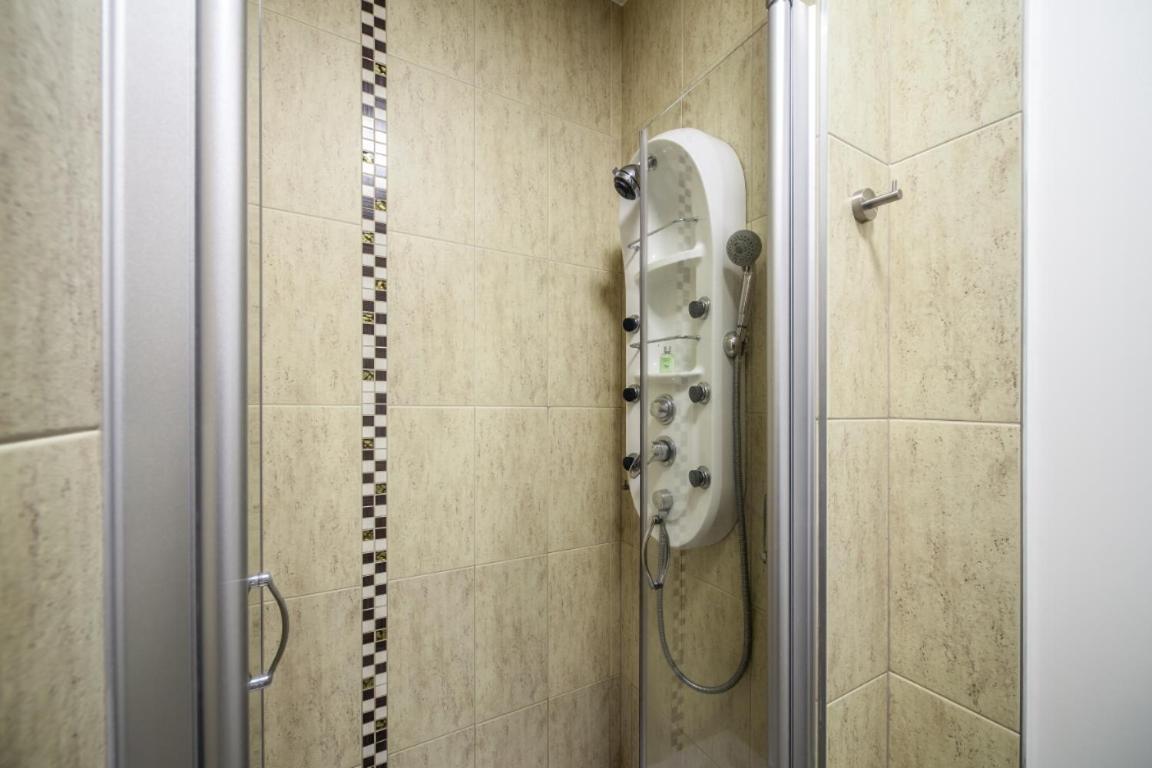 Sova Apartment Lviv Сenter Сity Exterior foto